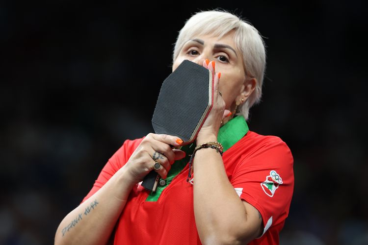 Mariana Sahakian dari Lebanon bertanding dalam pertandingan penyisihan tunggal putri tenis meja melawan Zeng Zhiying dari Chile di Olimpiade Paris 2024 di Paris, Prancis, pada 27 Juli 2024. (Xinhua/Wang Dongzhen)(Xinhua/Wang Dongzhen)